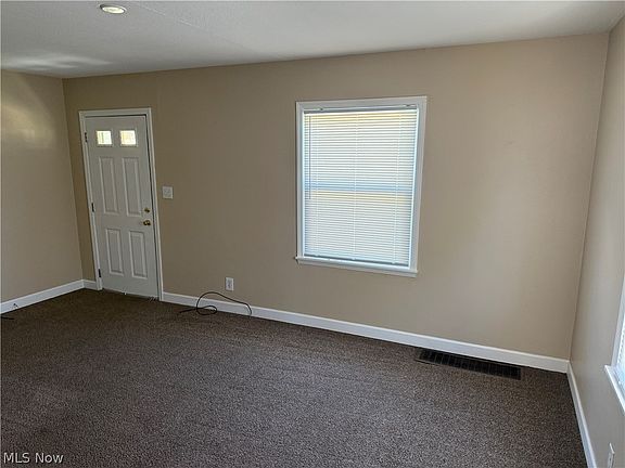 2nd image of 803 E Avondale Ave