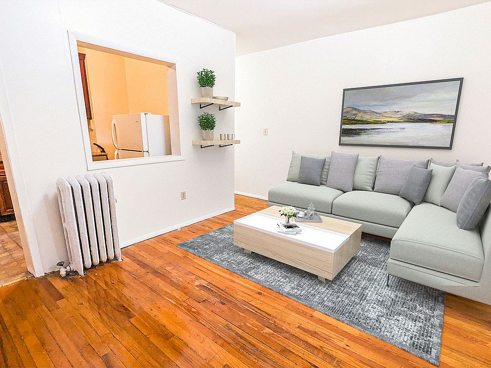 2nd image of 261 14th St #D3