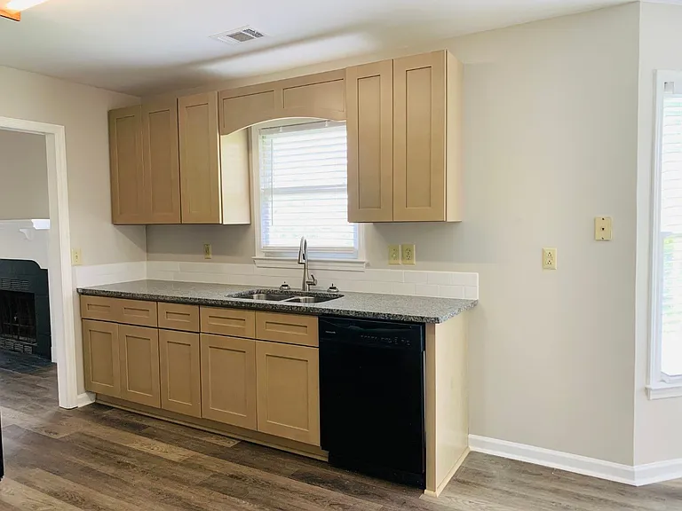61 Garden Hills Dr — Photo 10