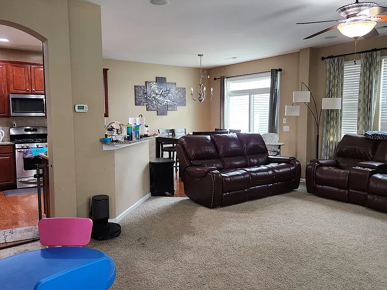 5502 Allison Ln — Photo 2