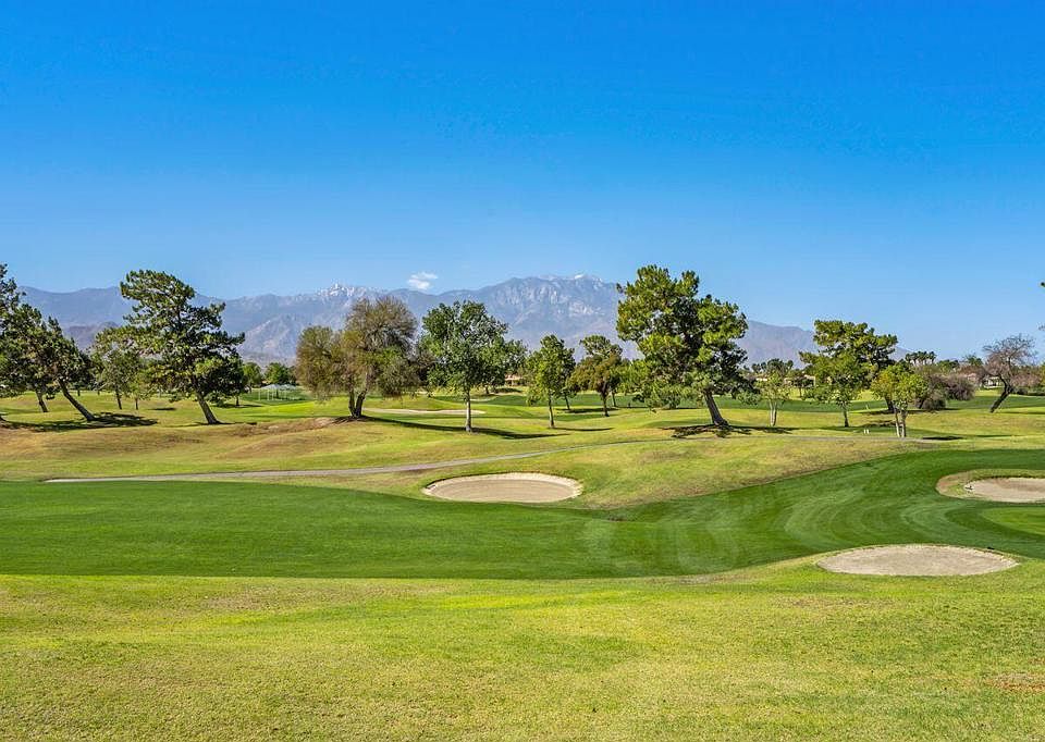 1st image of 36 Colonial Dr