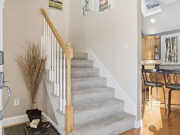 5th image of 15 Gilson Rd