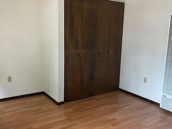 5th image of 1105 Hickox St APT B