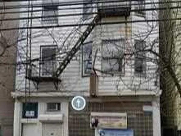 685 Summer Ave, Newark, NJ 07104