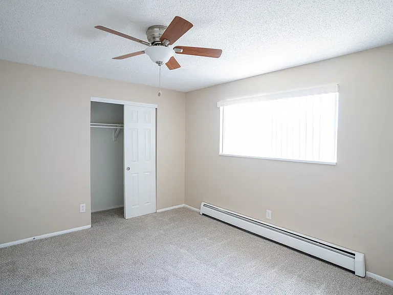 Prentice House Apartments — Photo 15
