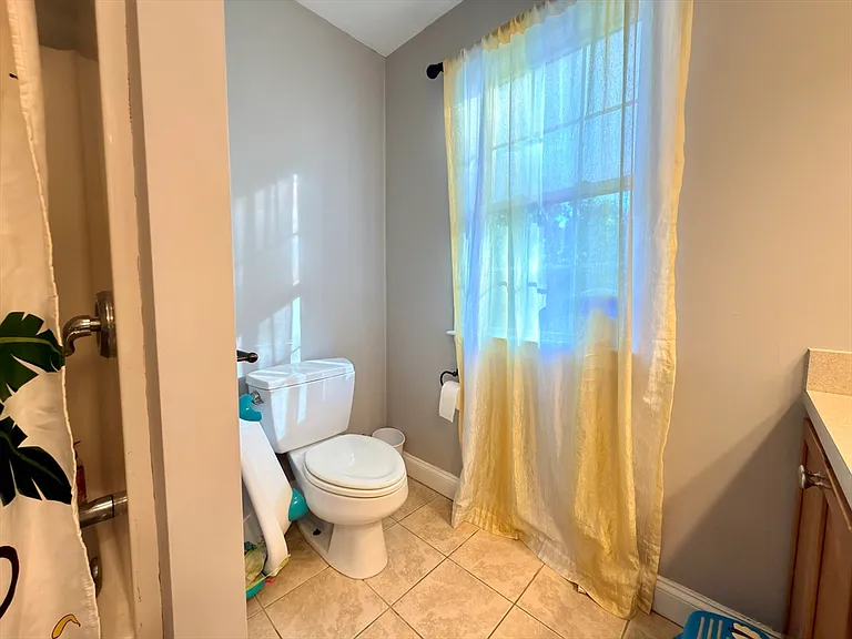 215 Main St — Photo 26