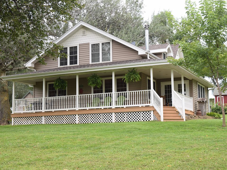 Front w/wrap around porch