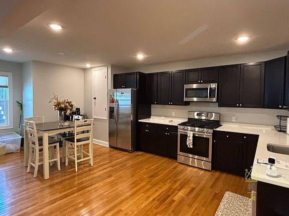 3rd image of 214 Westville St Floor 1