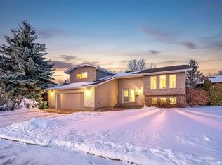 10 Dogwood Rd, Moose Jaw, SK S6J1H4
