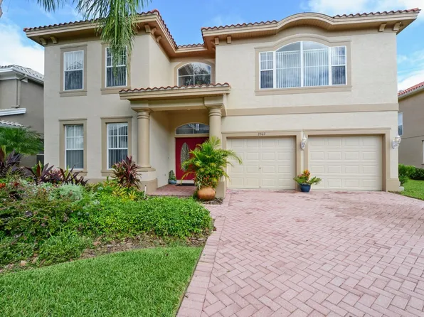 2307 Messenger Cir, Safety Harbor, FL 34695