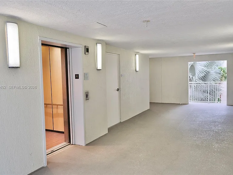 7275 SW 90th St #C409 — Photo 29