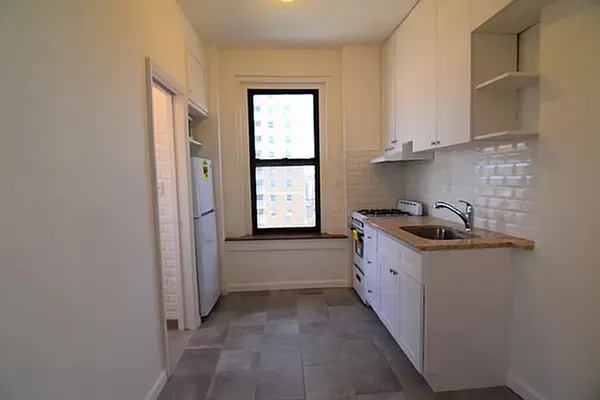 Rented by CNC-Assets | media 8