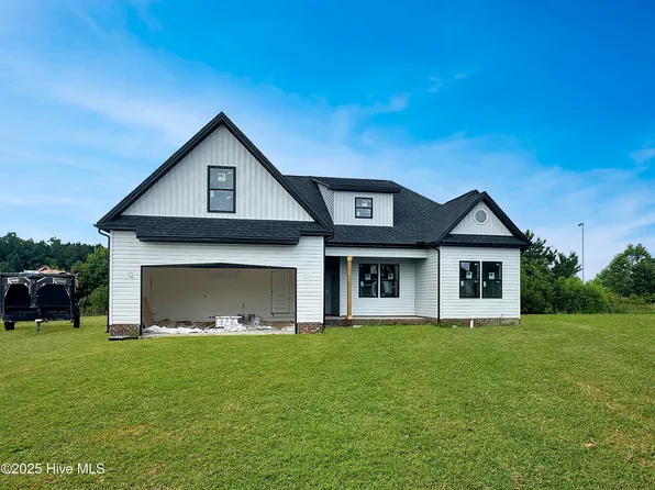 100 Yawl Street, Elizabeth City, NC 27909