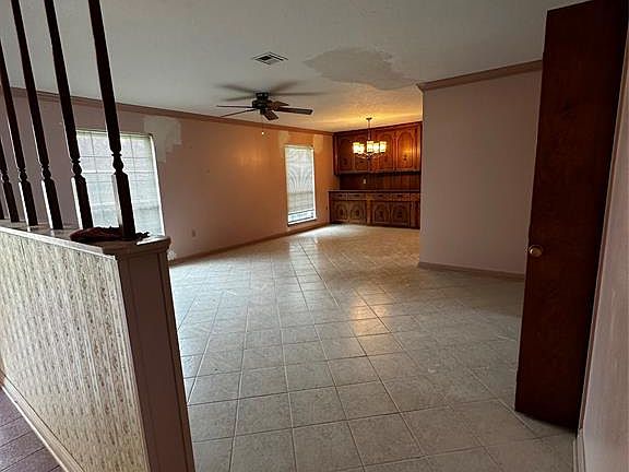 3rd image of 123 Highland Terrace
