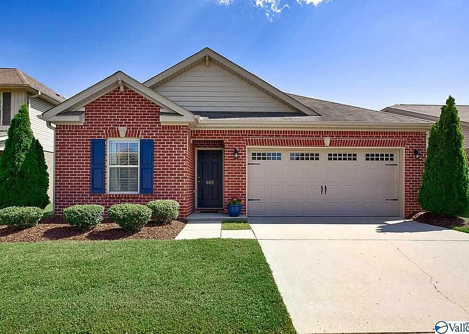 1st image of 605 Cove Water Ln NW