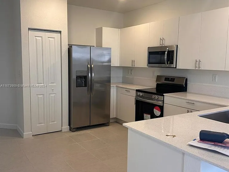 23022 SW 130th Ave — Photo 4