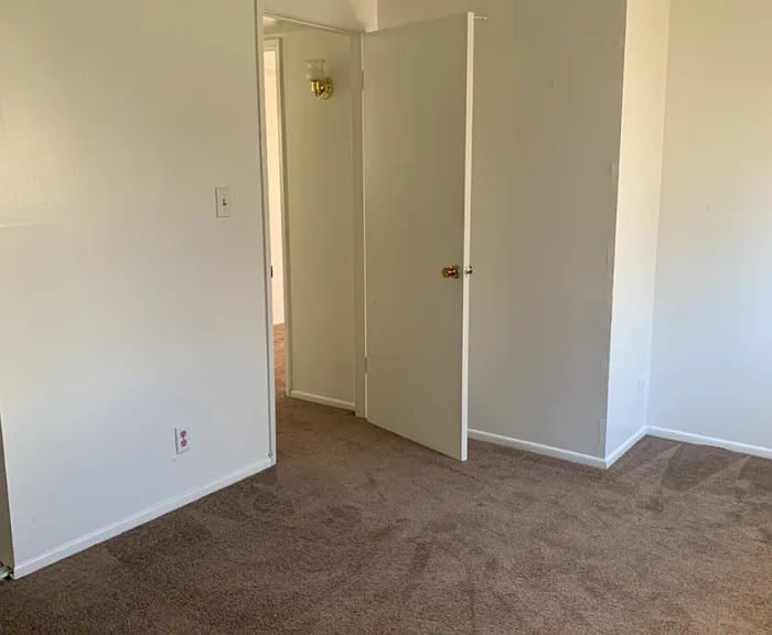 3230 E Pinchot Ave #12 — Photo 4