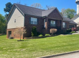 2614 Covington Cir, Sevierville, TN 37876