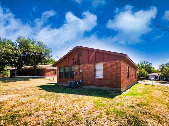 5th image of 6303 Basswood Dr