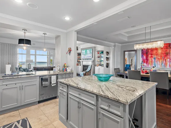 400 Kelly Plantation Dr Unit 401, Destin, FL 32541