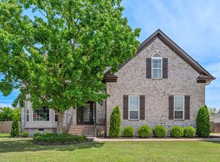 2406 Laurelton Creek Ln, Chattanooga, TN 37421