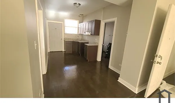2 bed, 1000 sqft, $1,450 — Photo 2