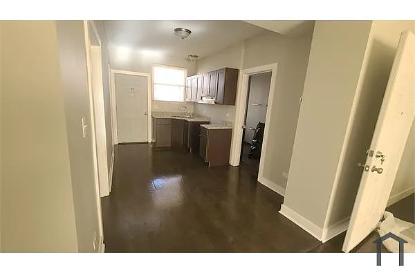 Building Photo - 5152 W Augusta Blvd #2