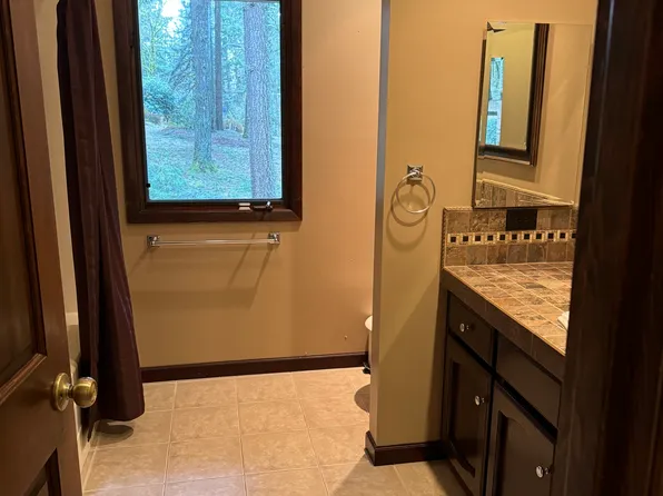 17701 SE Cottingham St, Damascus, OR 97089