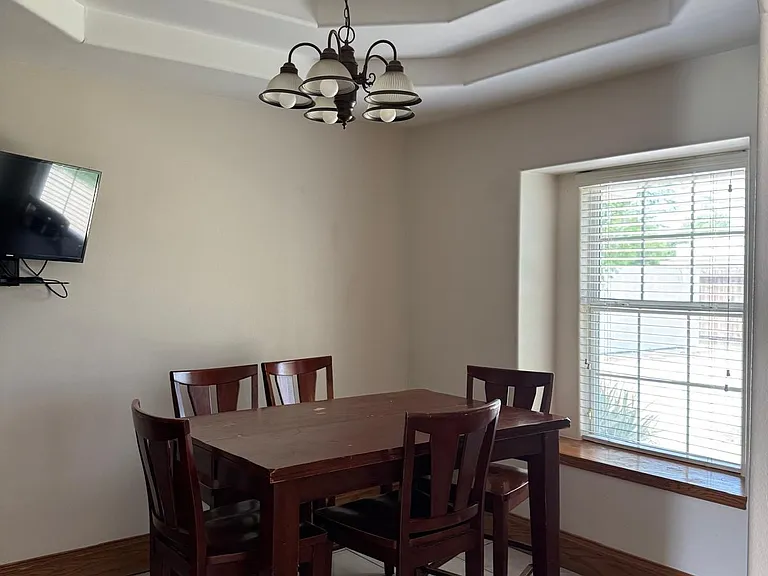3403 Mockingbird Ave — Photo 5