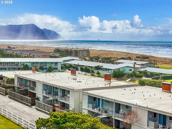 201 13th St Unit 452, Seaside, OR 97138