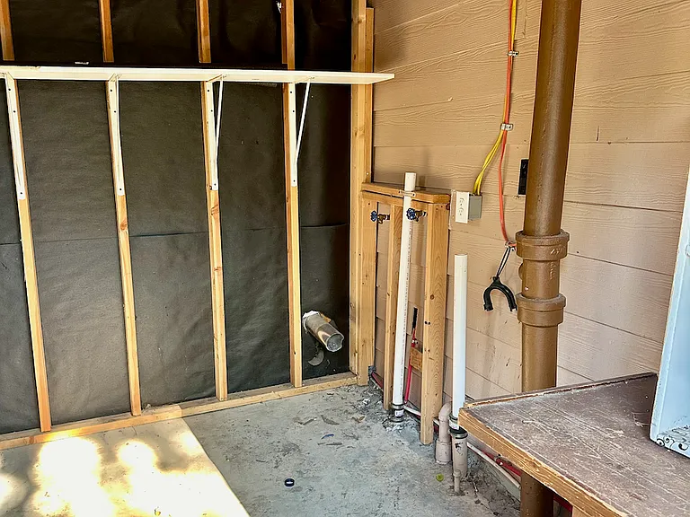 122 Collins Ct — Photo 6