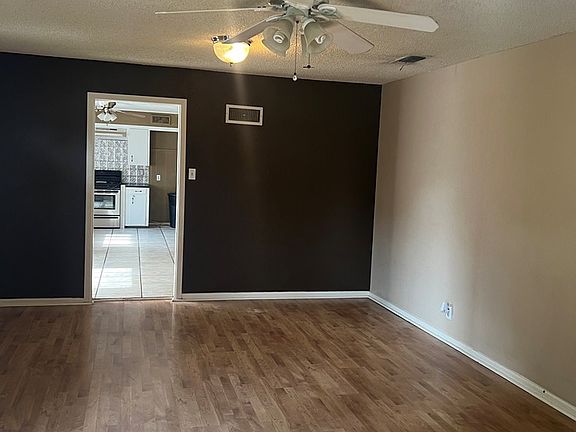 4th image of 3606 Avenue U