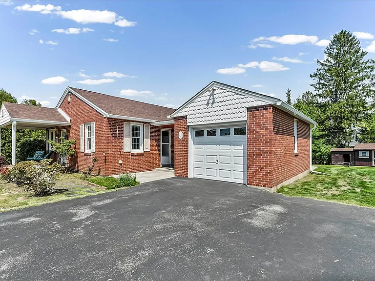 2653 Brierwood Rd — Photo 28