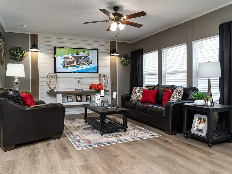 12518 Descanso Cir — Photo 4