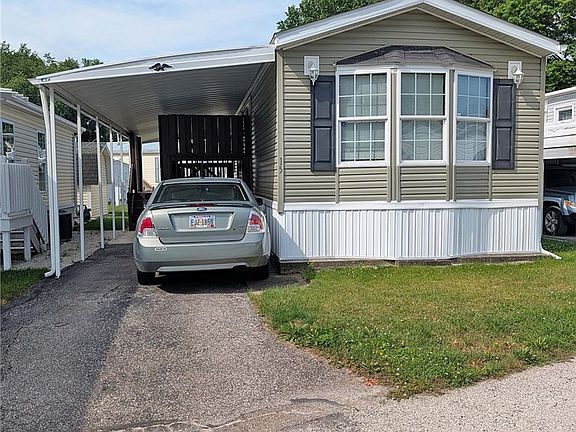 2nd image of 266 Bender St NE Lot 15