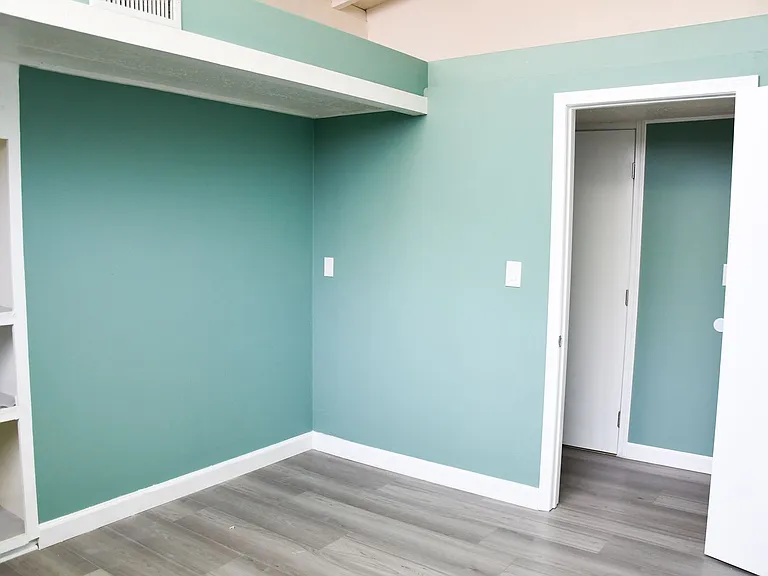 2432 W Transit Ave — Photo 17