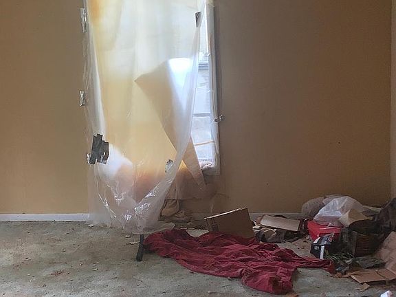 5th image of 110 Hays St