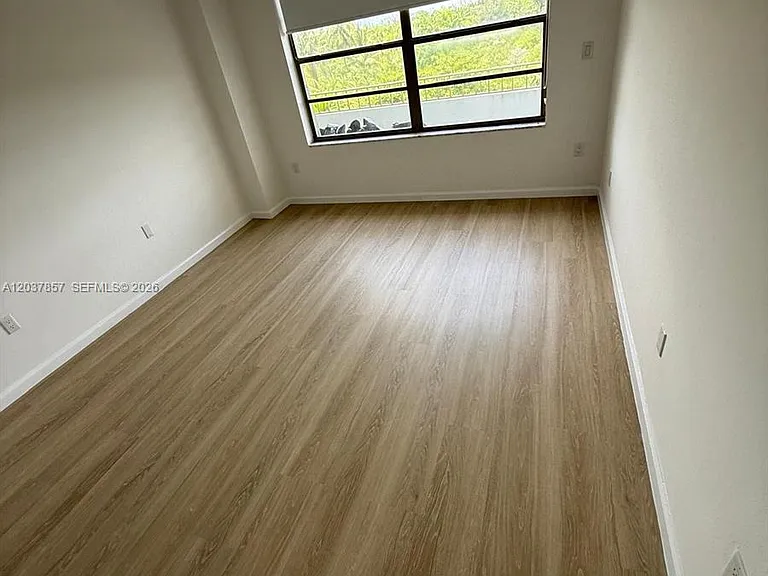 155 Ocean Lane Dr #504 — Photo 14