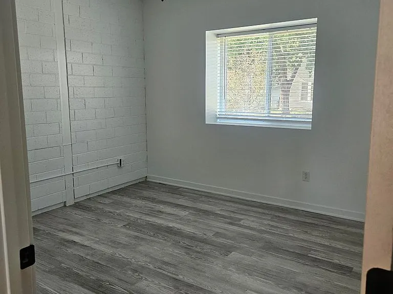 Stoddard Place Apartments — Photo 14