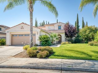 3073 W Oleander Ave, Fresno, CA 93706