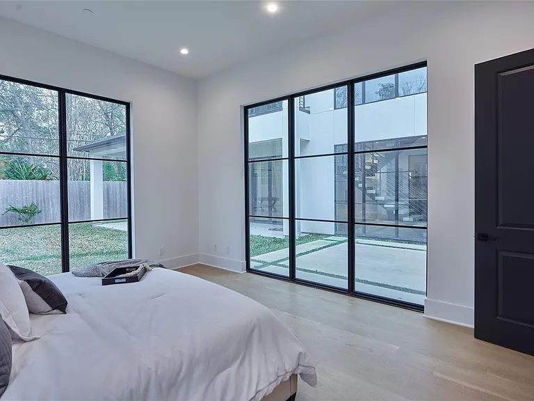 8926 Croes Dr — Photo 15