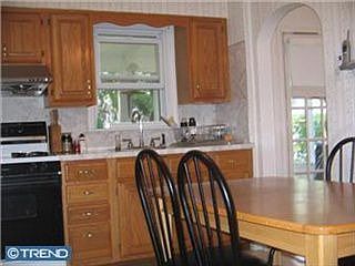 2nd image of 1553 Tinsman Ave