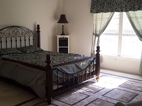 3rd image of 36270 Dwyer Ct