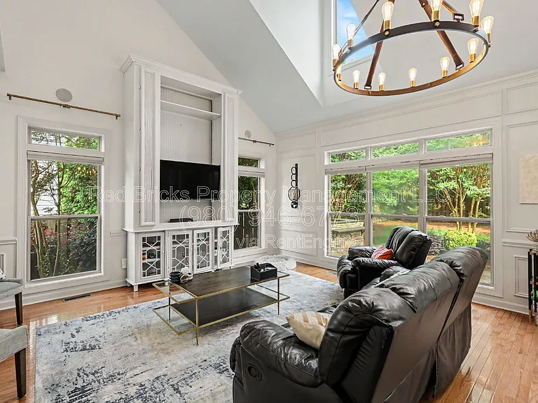 10644 Euclid Ave NW — Photo 10