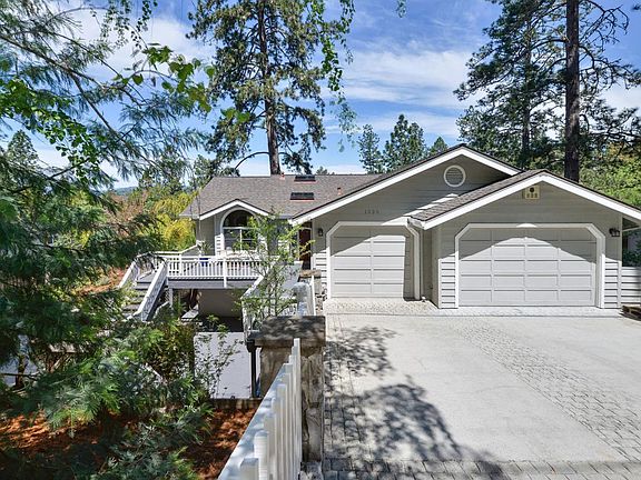 3rd image of 1030 Whispering Pines Dr