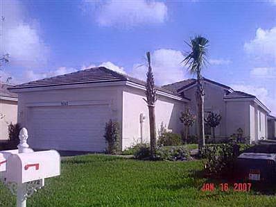 1st image of 9762 SW Glenbrook Dr