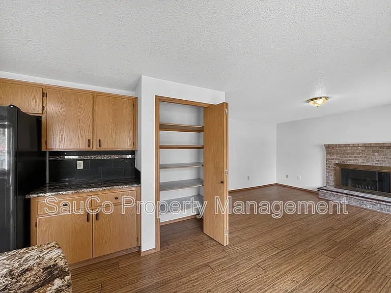 969 SW 177th Ter — Photo 7