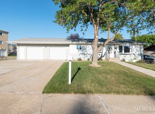 1704 5th Ave NW, Mandan, ND 58554