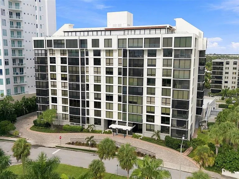 707 S Gulfstream Ave #207 — Photo 54