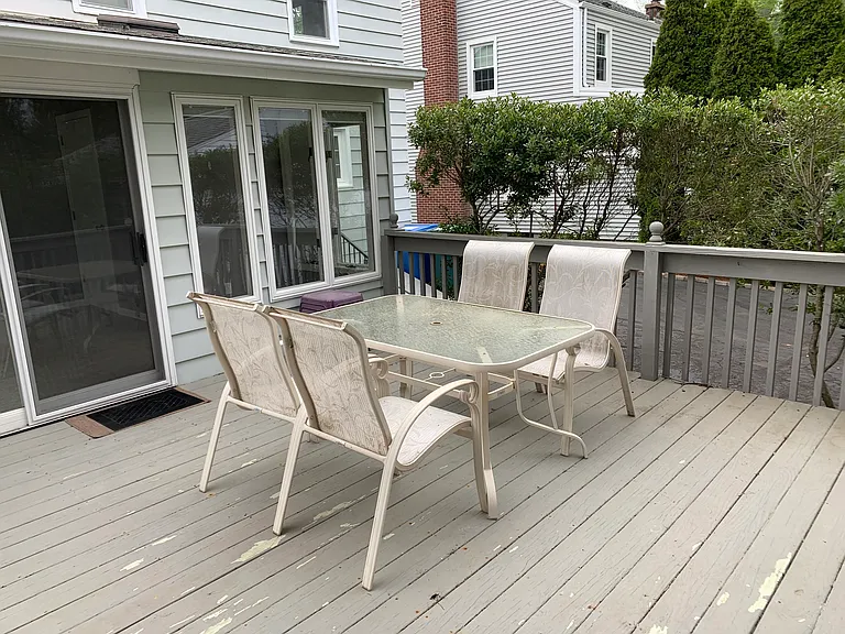 37 Spring Garden St — Photo 15